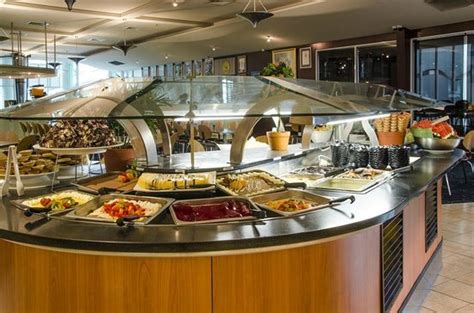 watermark hotel glenelg.